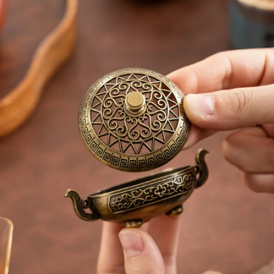El İşçiliği Pirinç Mini Buhurdanlık